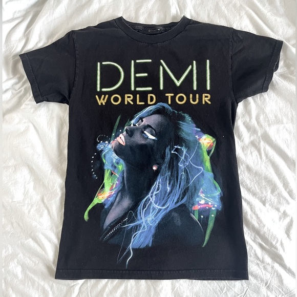Demi Lovato World Tour 2014 Tee Black and Neon Size Small - Picture 1 of 3